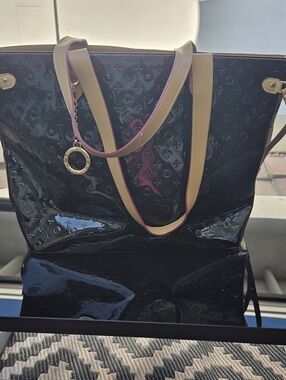 Invece Black/tan Patent Leather Women’s Black Patent Tote Bag Made In Italy.